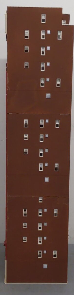 HO Scale Layout Building