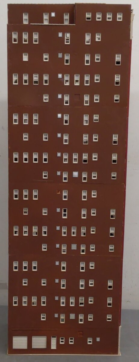 HO Scale Layout Building