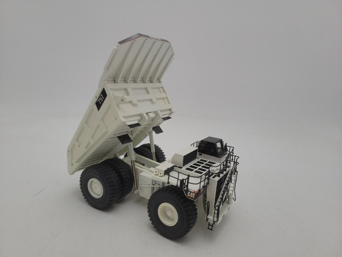 CCM CAT797 1:87 Scale BRASS White Mining Truck Serial #098 LN/Box