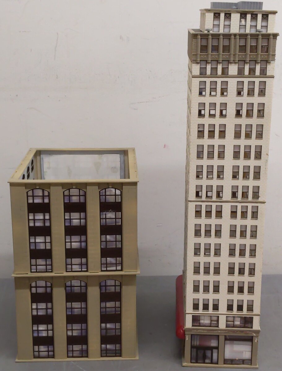 HO Scale Assorted Layout Buildings VG