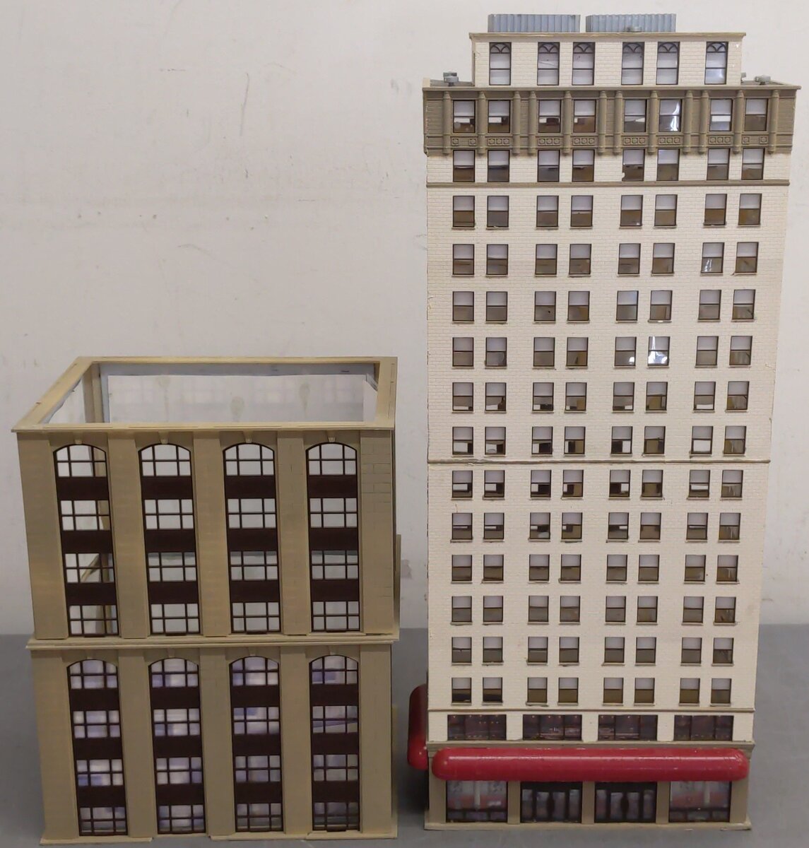 HO Scale Assorted Layout Buildings VG