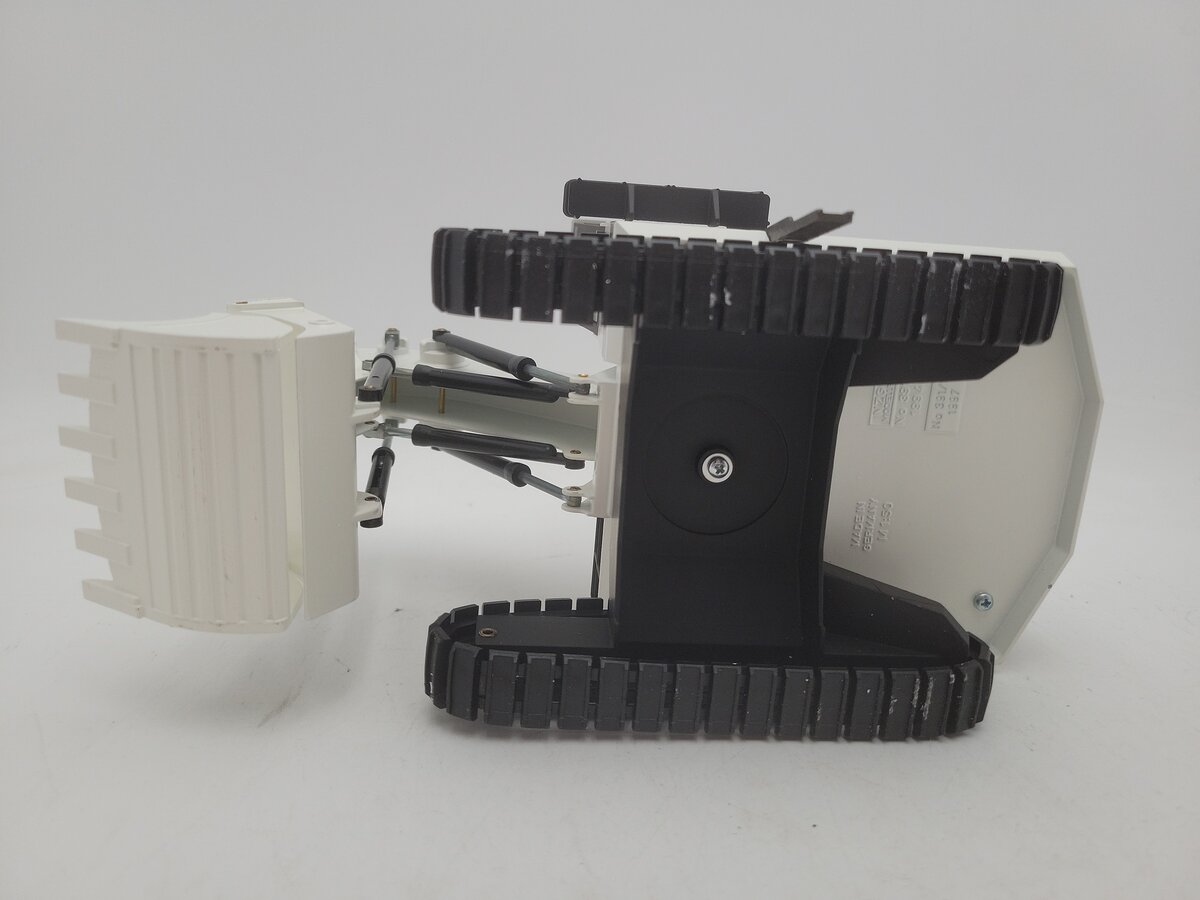 NZG 391 1:50 Diecast White Cat 5130 Hydraulic Shovel W/Movable Arm & Bucket EX/Box