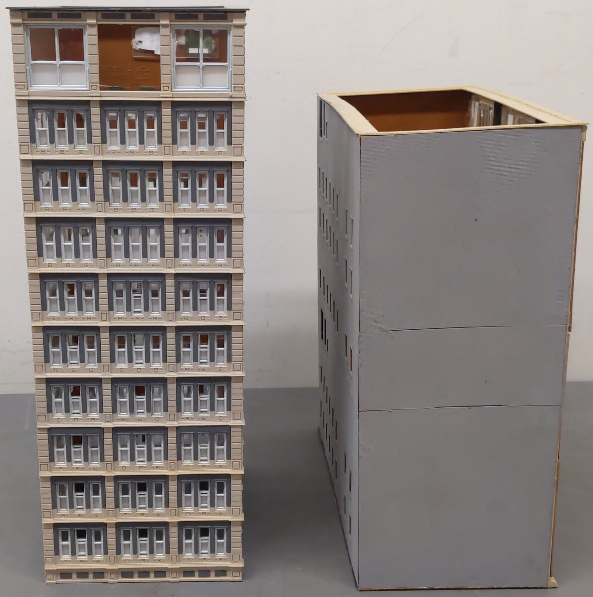 HO Scale Assorted Layout Buildings VG
