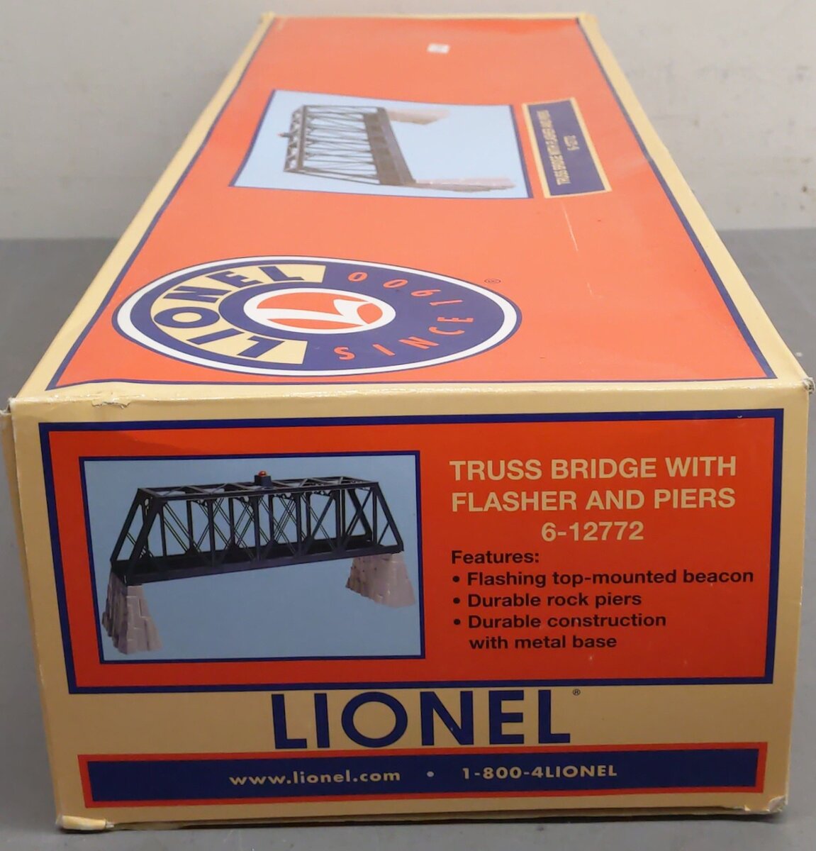 Lionel 6-12772 O Gauge Truss Bridge with Flasher and Piers -Assembled VG/Box