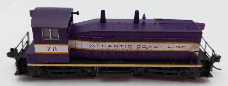 Life Like 7852 N Scale Atlantic Coast Line SW9/1200 Diesel Switcher #711 EX/Box