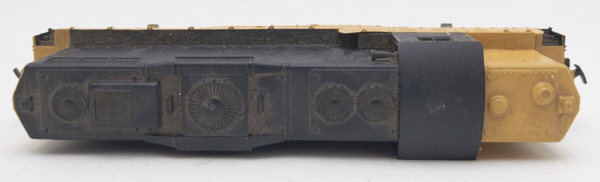 Tyco HO Scale Vintage EMD GP9 Diesel Locomotive - Custom