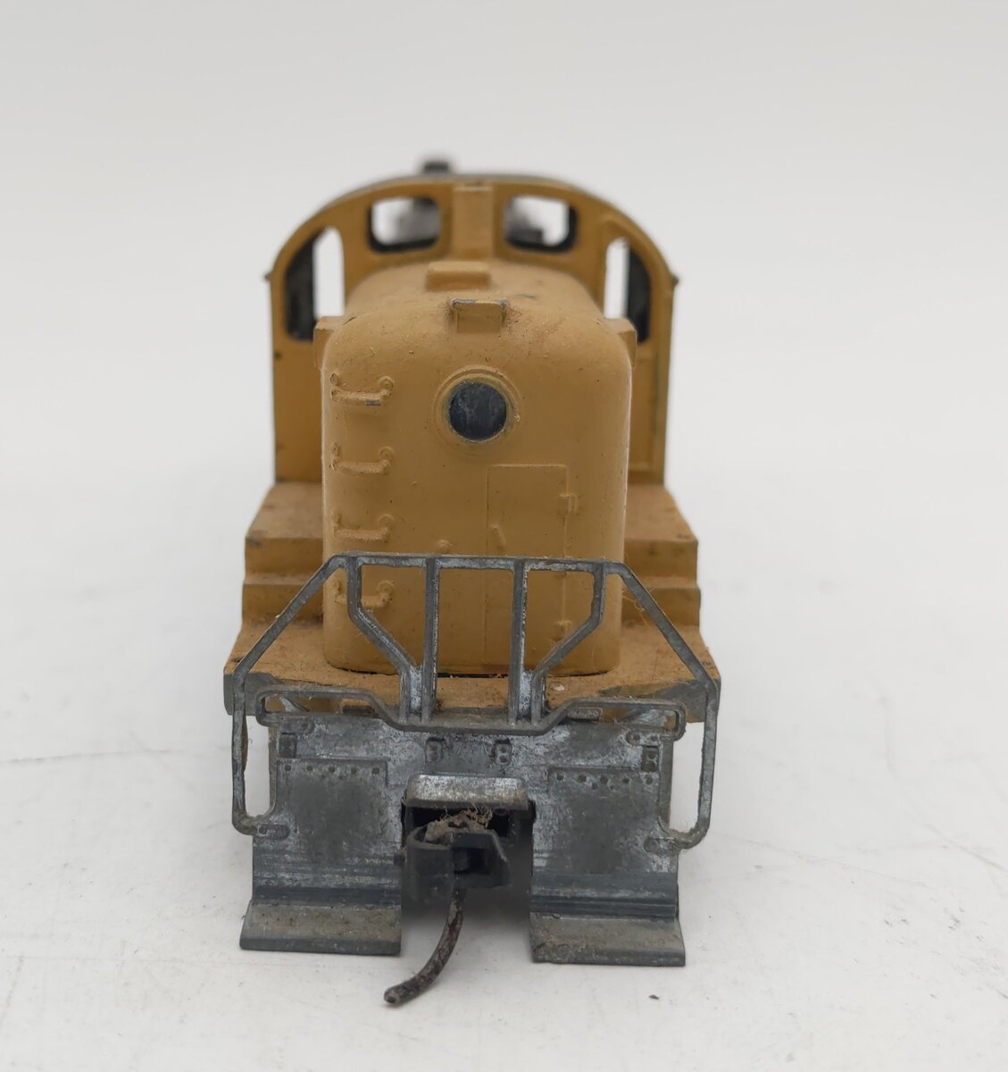 Hobby Town HO Scale Vintage Alco RS-3 Road Switcher Diesel Locomotive - Custom EX
