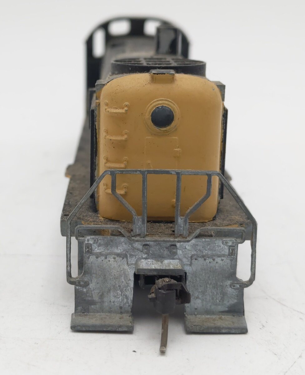 Hobby Town HO Scale Vintage Alco RS-3 Road Switcher Diesel Locomotive - Custom EX