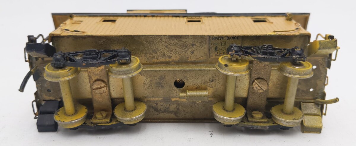 United Scale Models HO Scale BRASS Northern Pacific Wood Caboose - Painted
