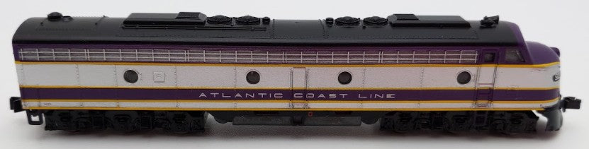 Life Like 7202 N Scale Atlantic Coast Line E8 Diesel Locomotive #500 EX/Box
