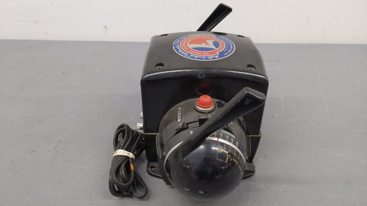 Lionel ZW Vintage O Gauge Trainmaster 275 Watt Transformer with Whistle VG