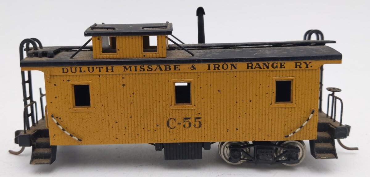 Tenshodo 354 HO Scale BRASS Duluth Missabe & Iron Range Caboose Car - Painted VG