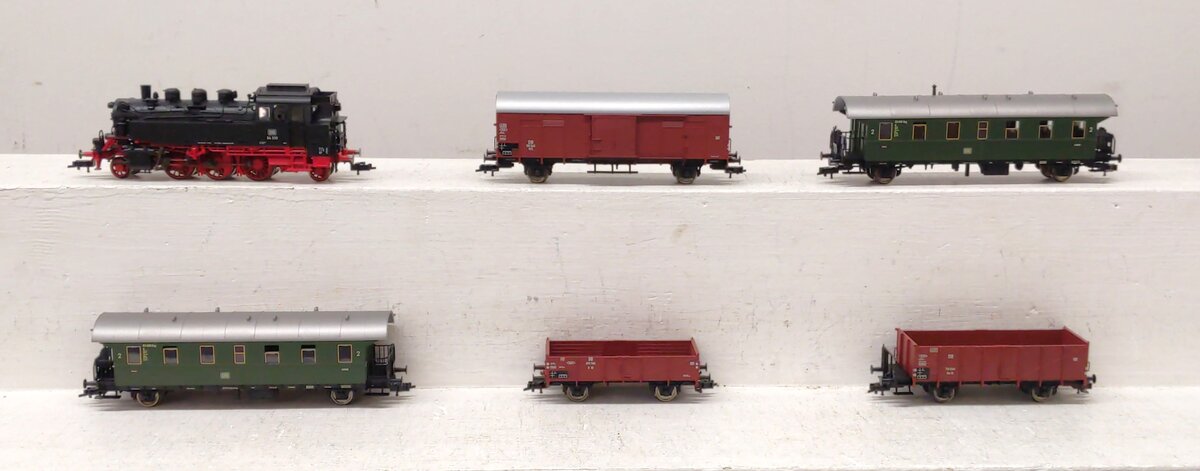 Fleischmann 631405 HO Scale DB Digital Steam Locomotive Freight Starter Set EX/Box