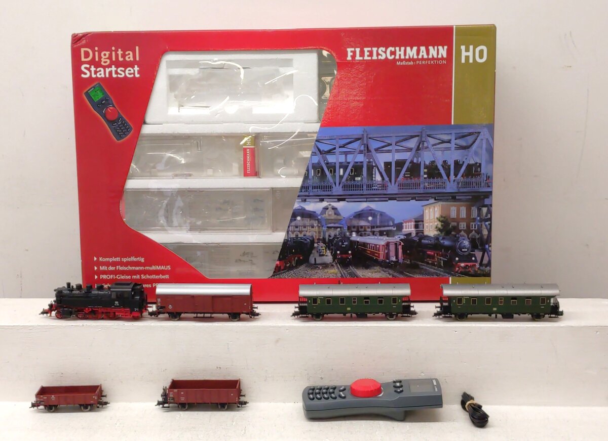 Fleischmann 631405 HO Scale DB Digital Steam Locomotive Freight Starter Set EX/Box