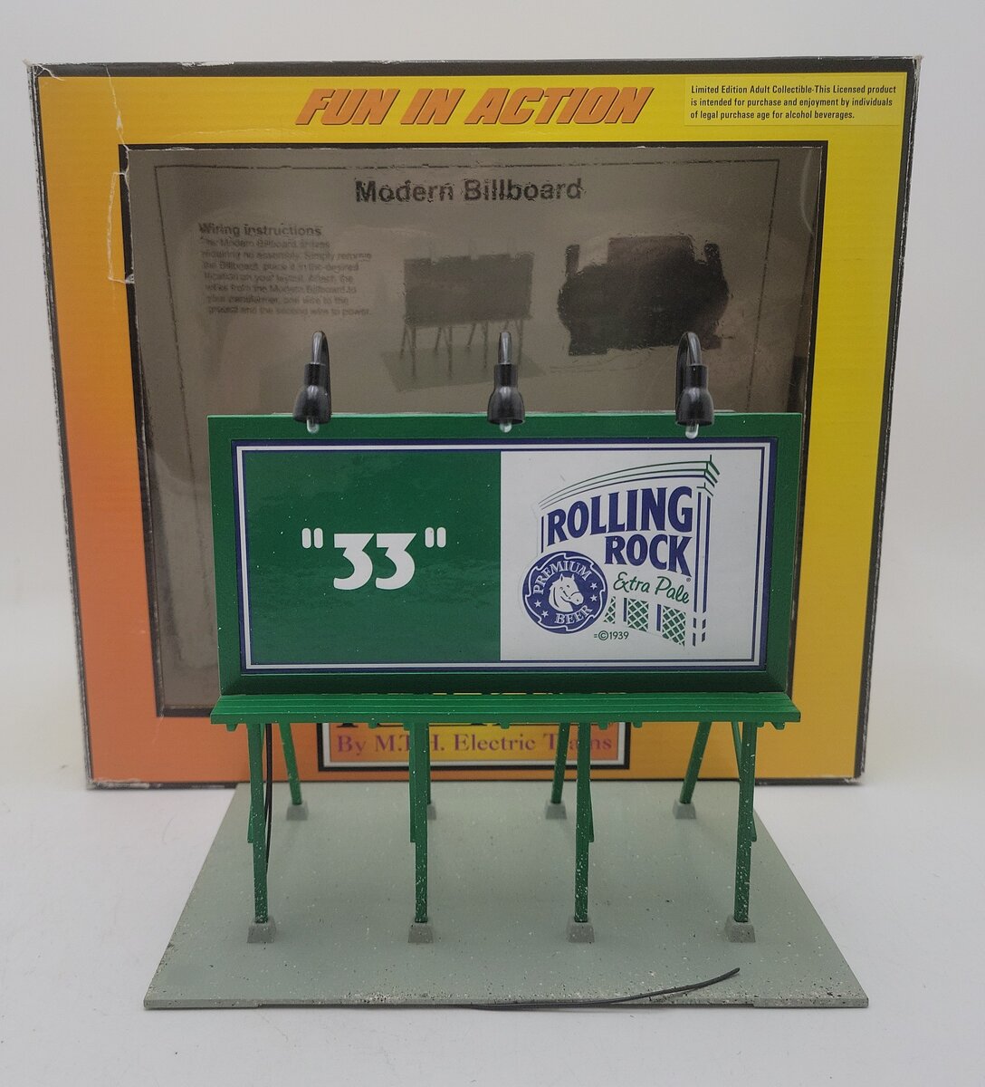 MTH 30-90284 Rolling Rock Lighted Billboard EX/Box