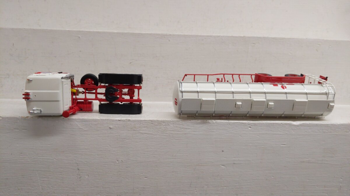 Tekno 76410 1:50 Scale Diecast Beige / Red Citernatrans Tanker Truck EX/Box