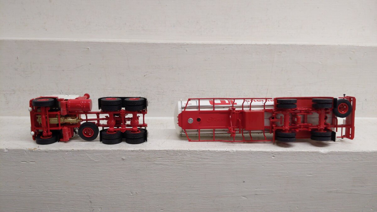 Tekno 76410 1:50 Scale Diecast Beige / Red Citernatrans Tanker Truck EX/Box