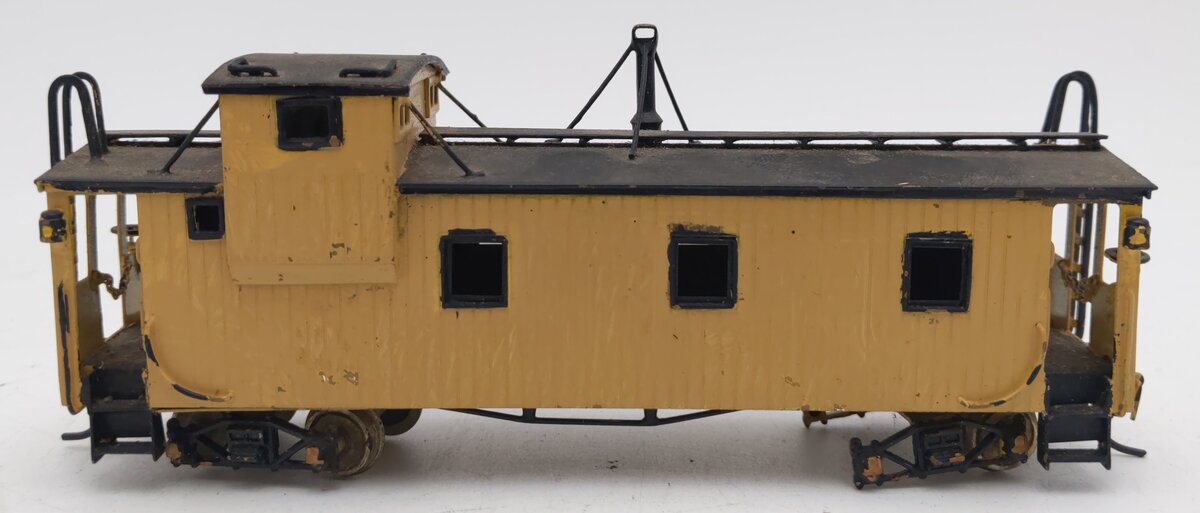 HO Scale BRASS C-30 Caboose Car - Painted