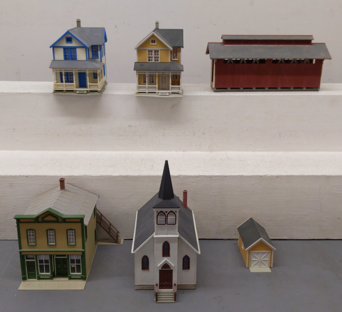 Kibri HO Scale Plastic Buildings [6] EX