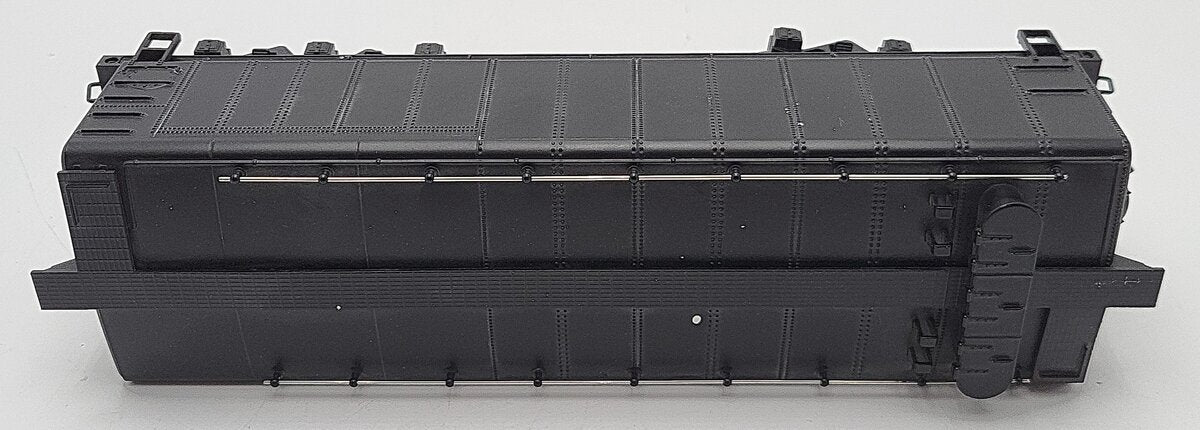 MTH 20-3070 O Scale Auxiliary Water Tender II (Undecorated Black) EX
