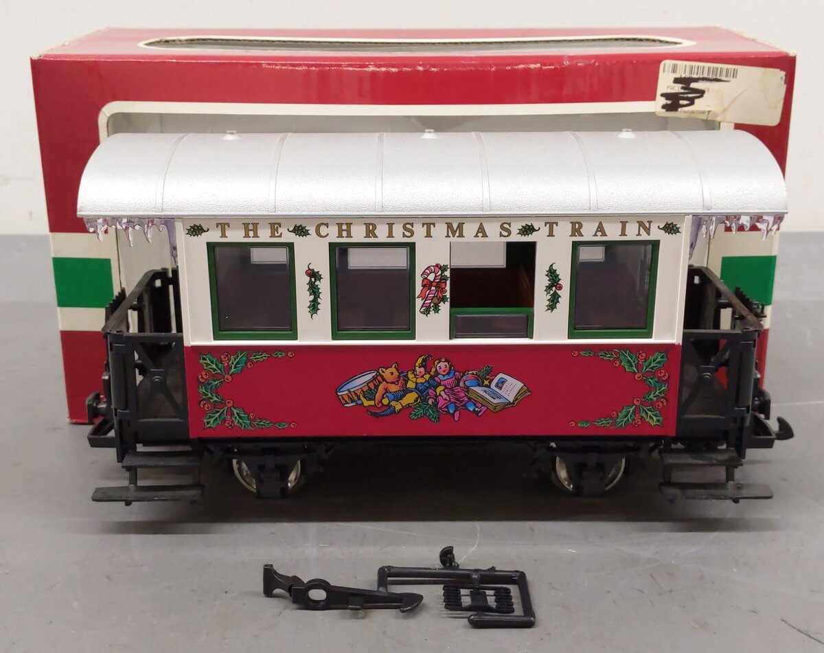 LGB 36070 G Scale "The Christmas Train" Passenger Car- Metal Wheels LN/Box