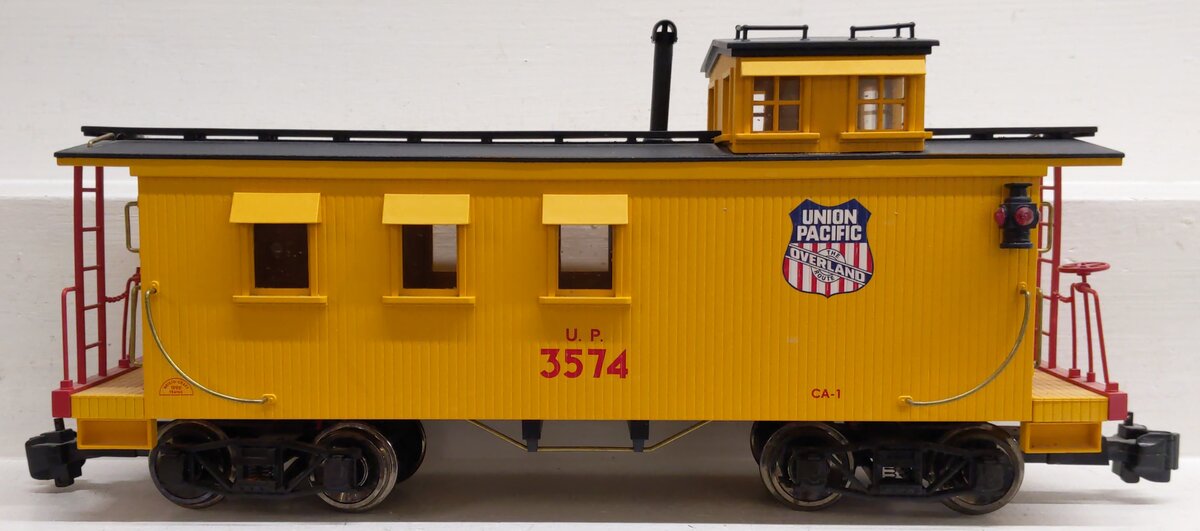 Aristo-Craft 82112 Union Pacific Caboose w/ Metal Wheels #3574 EX/Box