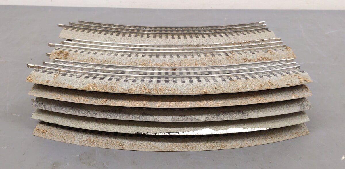 Lionel 6-12015 FasTrack O36 Full Curved Track (14) VG