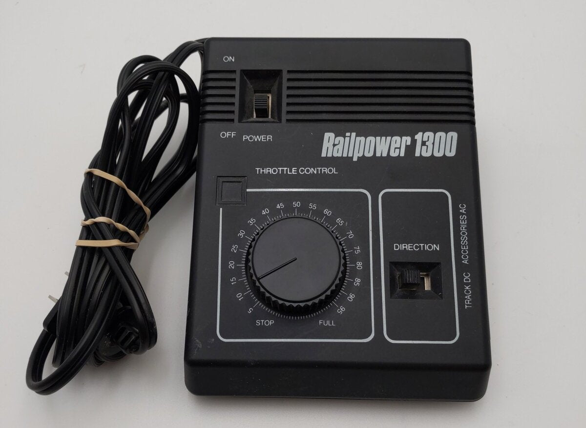 MRC 1300 Railpower Model Train Powerpack EX/Box