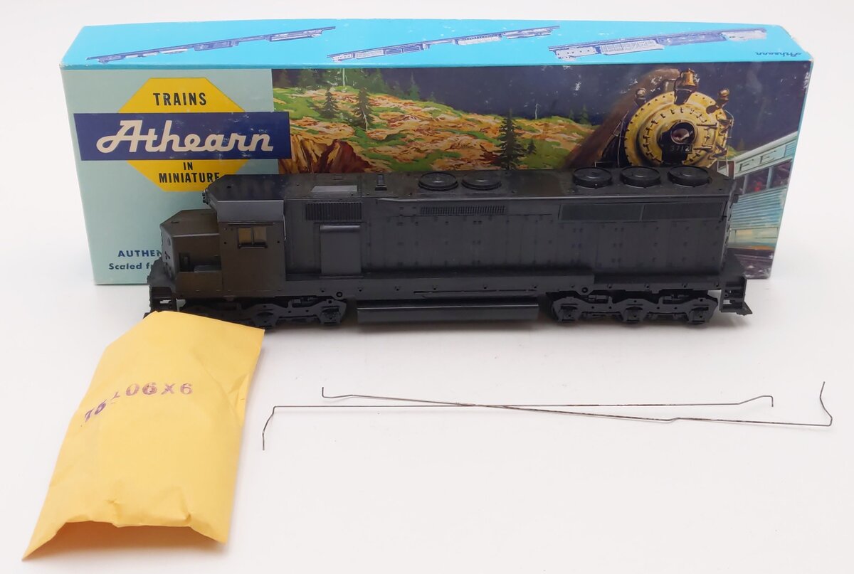 Athearn 4180 HO Undecorated SD-45 Dummy Locomotive VG/Box