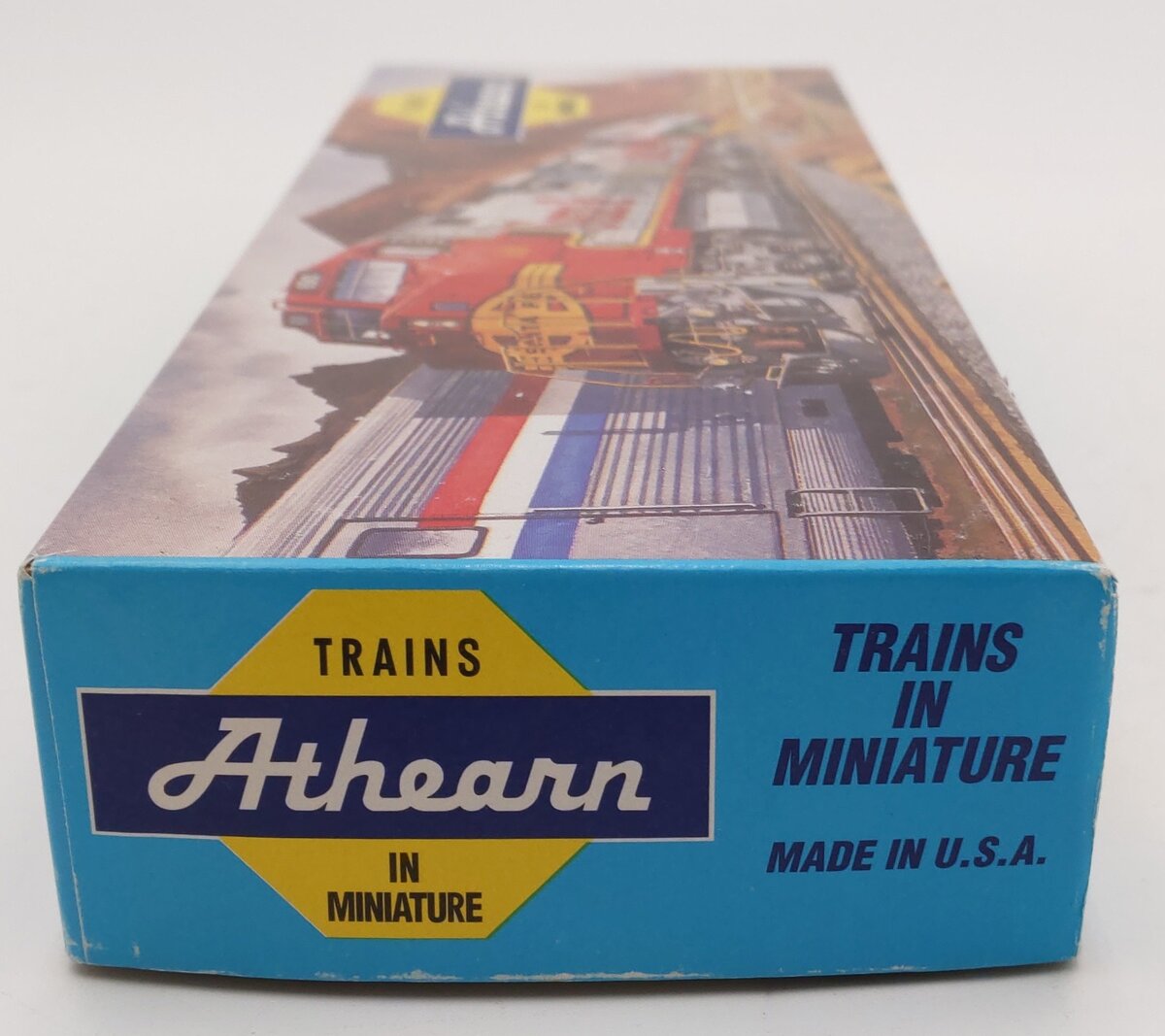 Athearn 4400 HO Undecorated SD40-2 Powered Diesel Locomotive VG/Box