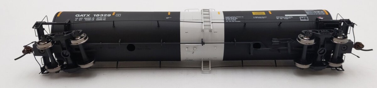 Atlas 20000428 HO Sale GATX 25500 Gallon Tank Car #18329 EX/Box