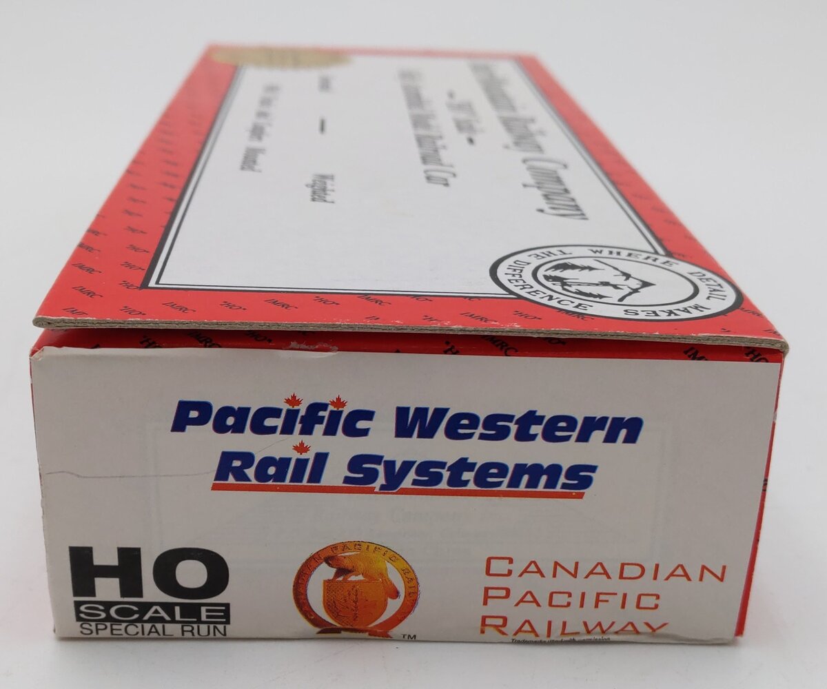 InterMountain 1017D HO Canadian Pacific 4-Bay Cylindrical Hopper Car #384978 EX/Box