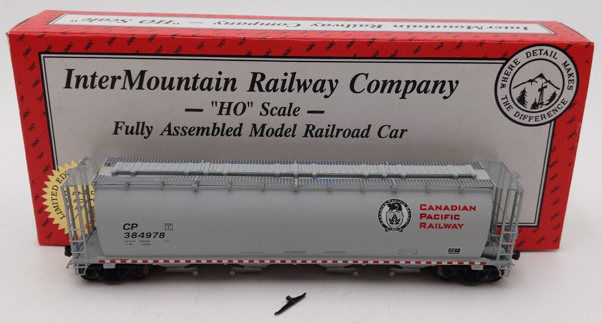 InterMountain 1017D HO Canadian Pacific 4-Bay Cylindrical Hopper Car #384978 EX/Box
