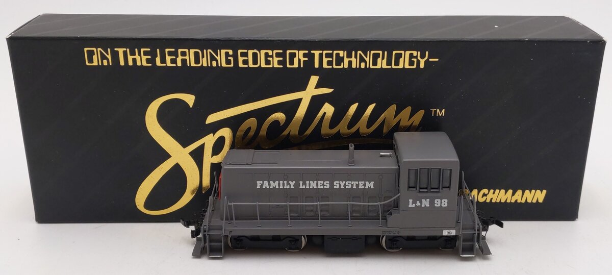Spectrum 81107 Louisville & Nashville GE 70 Ton Diesel Locomotive #98 EX/Box