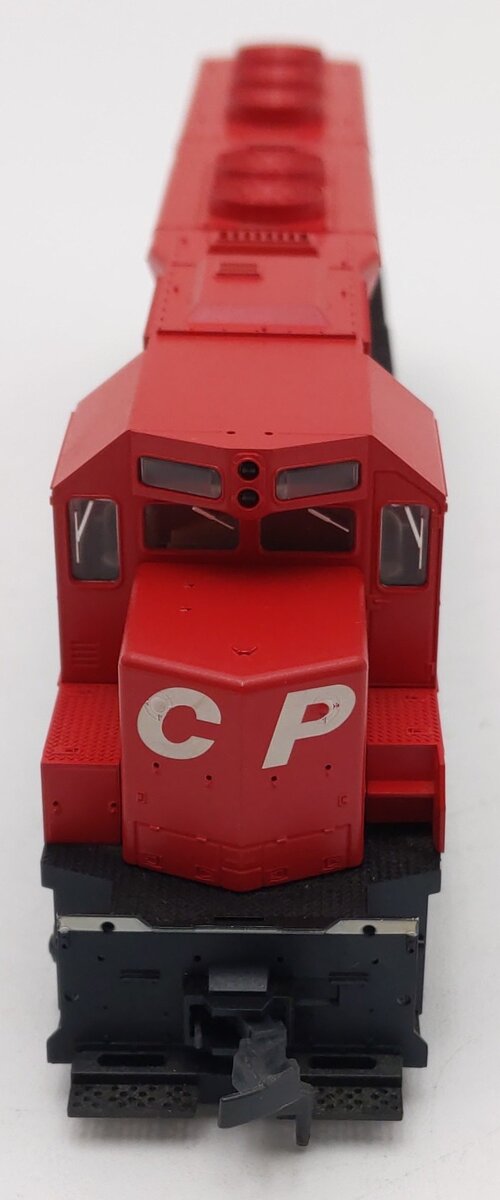 Kato 37-1701 HO Scale CP Rail SD-45 Diesel Locomotive #5493 EX/Box