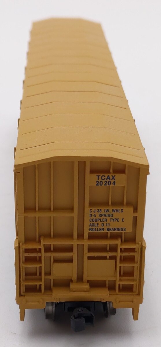 Proto 1000 89033 HO Scale Canadian Forest Products Box Car #20204 EX/Box