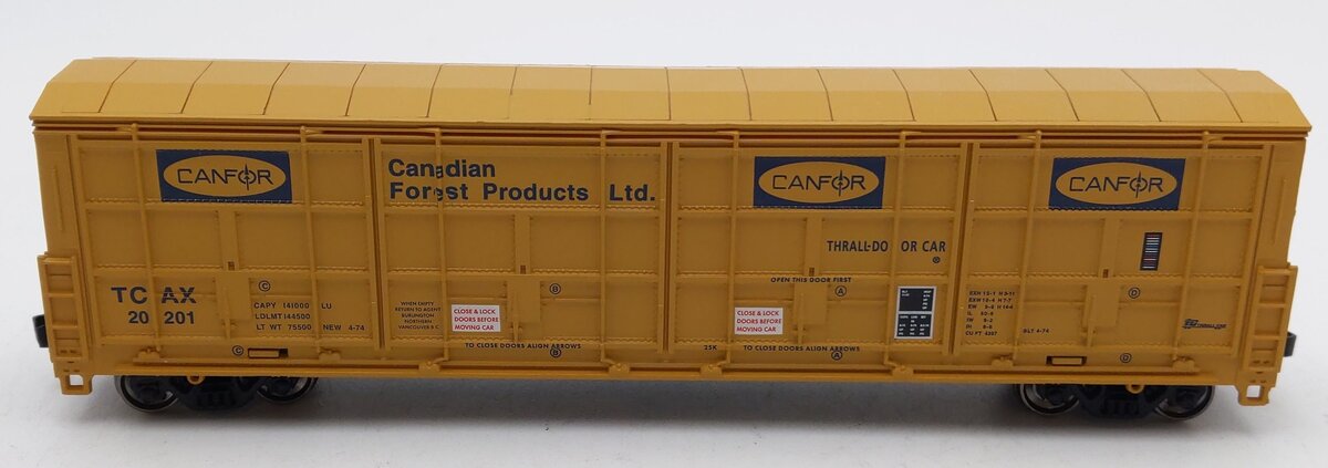 Proto 1000 89033 HO Scale Canadian Forest Products Box Car #20201 EX/Box