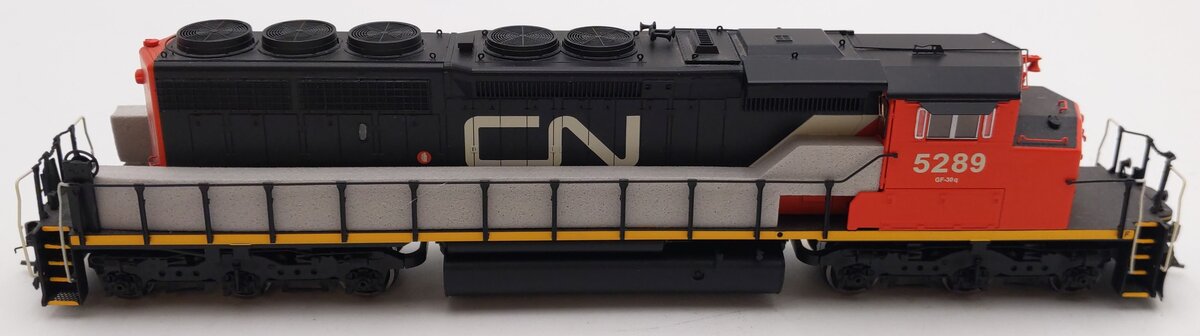 InterMountain 49303S-02 HO CN SD40-2W Diesel Locomotive #5289 w/ Sound EX/Box