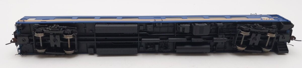 Rapido Trains 103001 HO VIA Rail Canada Cafe-Bar-Lounge #2501 EX/Box