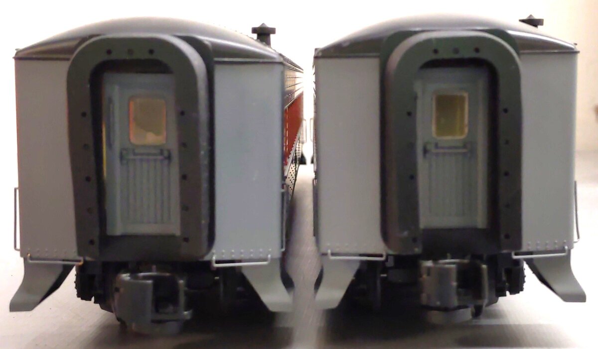 Lionel 2227110 O Long Island Railroad 72' Passenger Coach #1 (Pack of 2) LN/Box