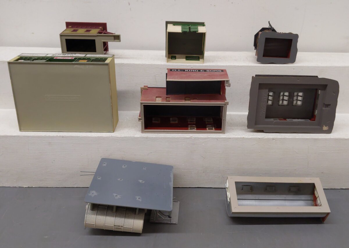 Walthers, Tyco & Other HO Scale Buildings [8] EX