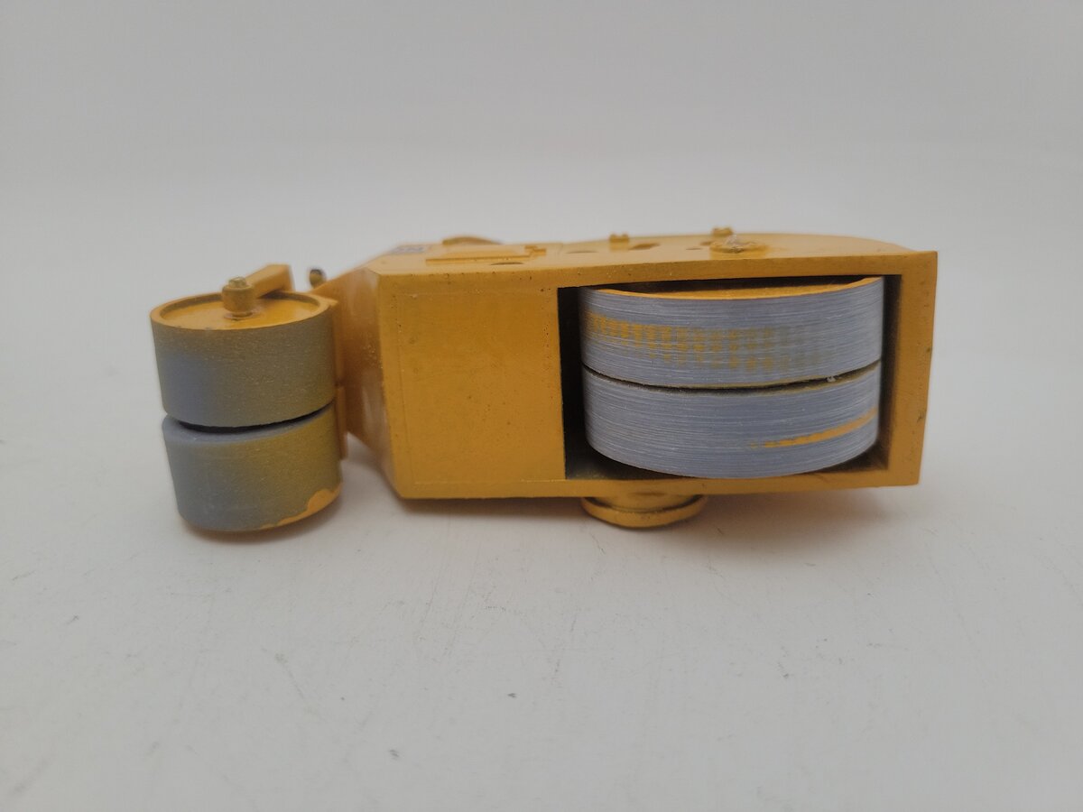 Acme 0012 O Scale Plastic Yellow Galion Roll-O-Matic Roller 8-10 Ton Tandem VG