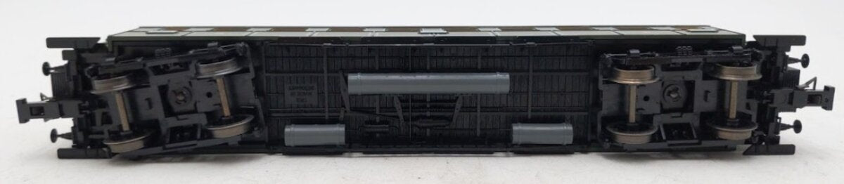 Trix 23763 HO Hamburg International Passenger Car LN/Box