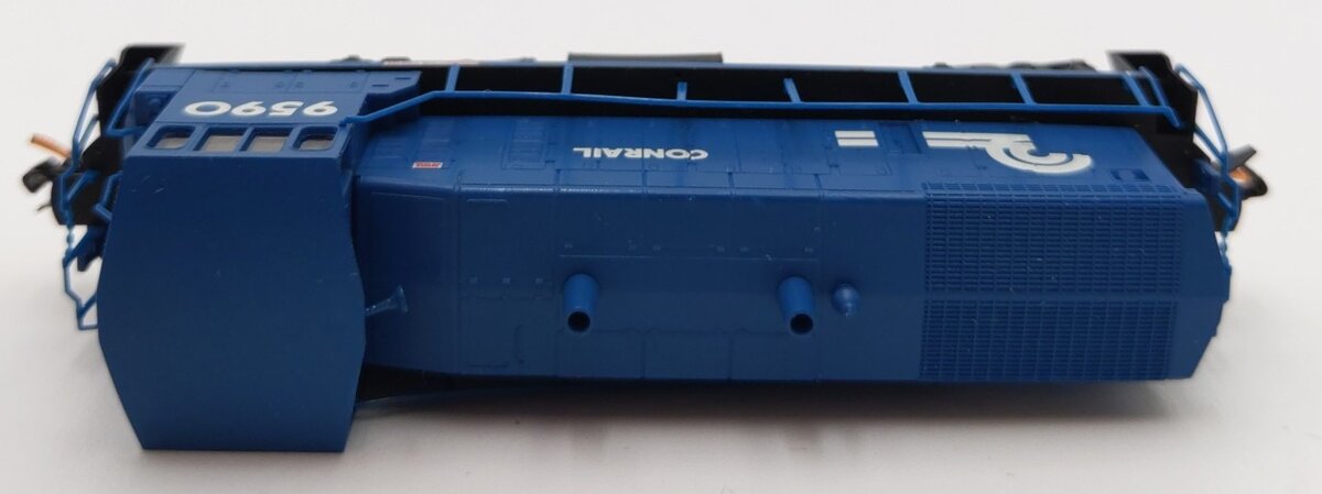 Micro-Trains 98600041 N Conrail EMD SW1500 Diesel Locomotive #9590 EX/Box