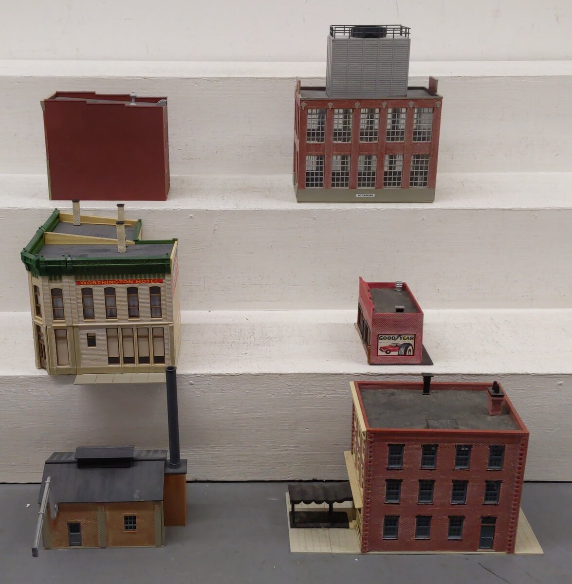 Kibri & Other HO Scale Buildings [6] EX