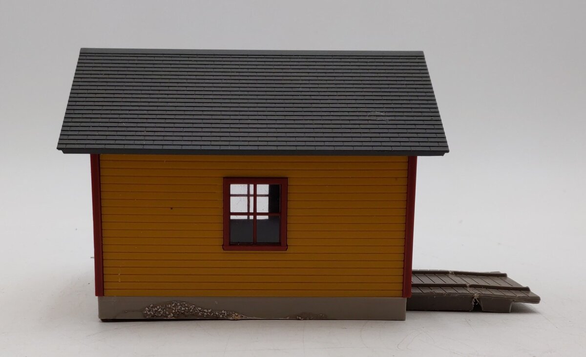 Walthers 933-2701 O / O27 Scale Built-Up Speeder Shed/Box