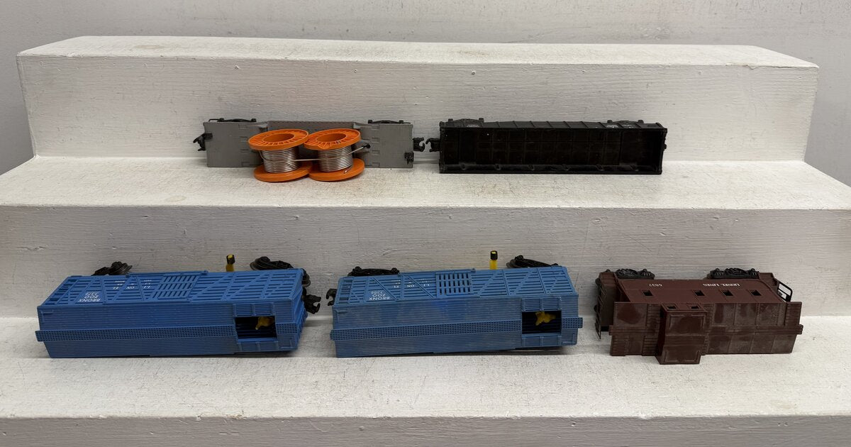 Lionel Vintage O Freight Cars: 3376, 3386, 6037, 6462, 6561 [5] VG