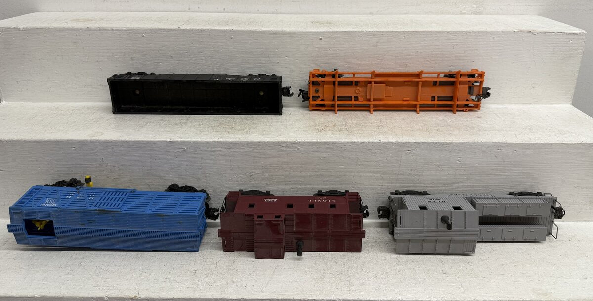 Lionel Vintage O Freight Cars: 2419, 3376, 6062, 6357 & 6362-55 [5] VG