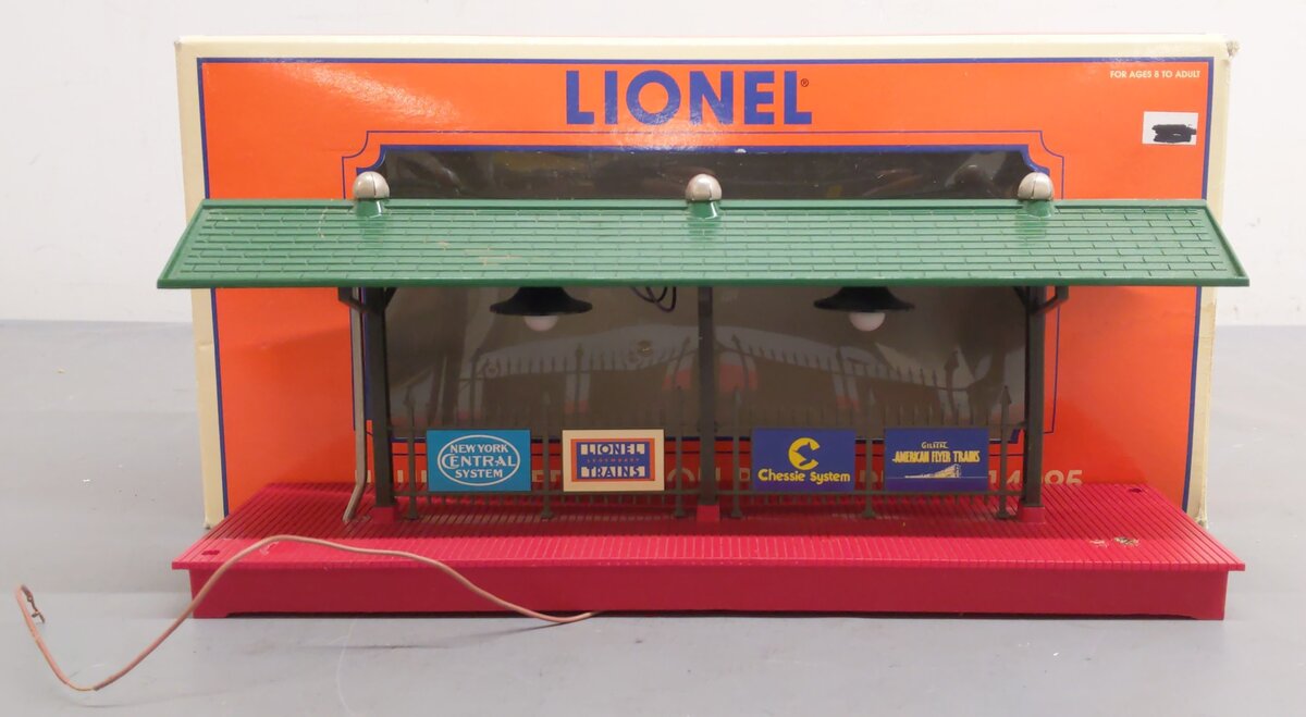 Lionel 6-14095 O Gauge  Illuminated Station Platform EX/Box
