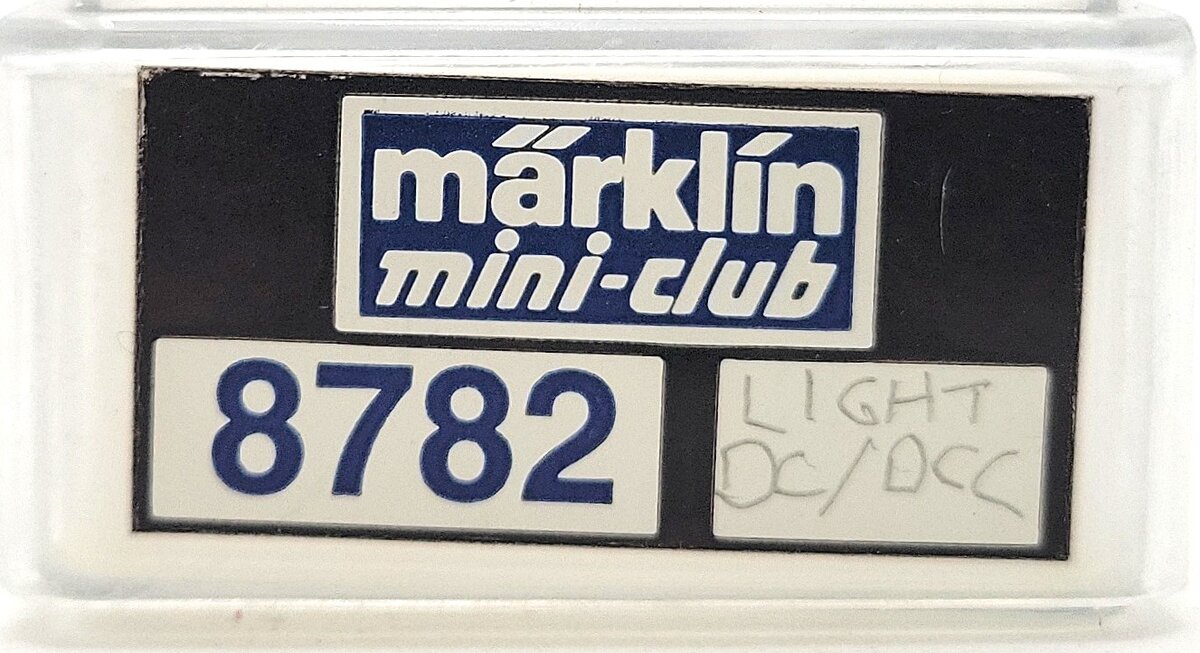 Marklin 8782 Z Scale DB 2nd Class Intercity Coach Control Car LN/Box